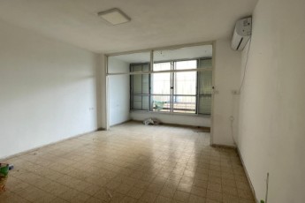 В аренду 2х-комн. на Shmuel HaNatziv St 40, Netanya за 3000 ₪